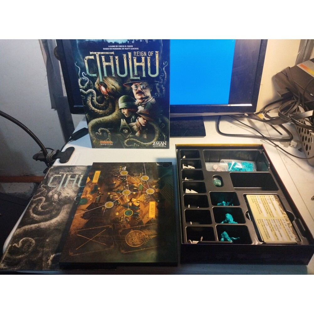 Pandemic: Reign of Cthulhu -  Co-Op Board Game - Near Mint Condition